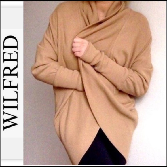Aritzia - Wilfred Diderot Sweater Cocoon Cardigan - Picture 1 of 5